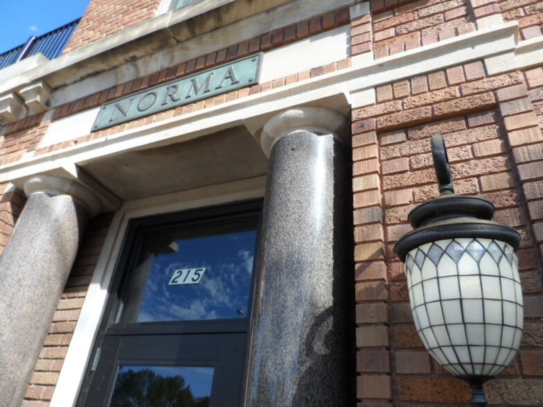 More Photos Of 215 N 3rd St, Bismarck Office Residential For Lease