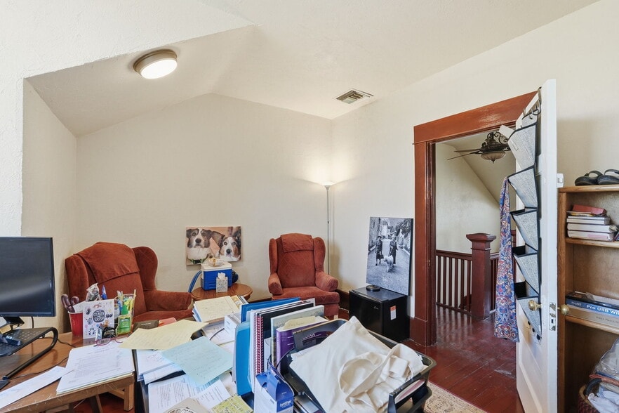 More Photos Of 1004 N 6th Ave, Tucson Office For Sale