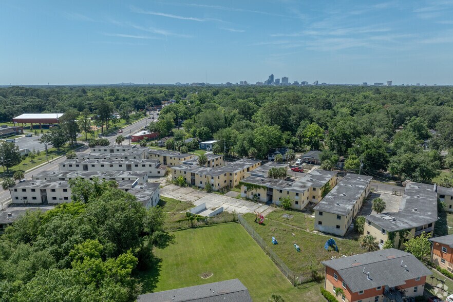 More Photos Of 4646 Moncrief Rd, Jacksonville Apartments For Sale