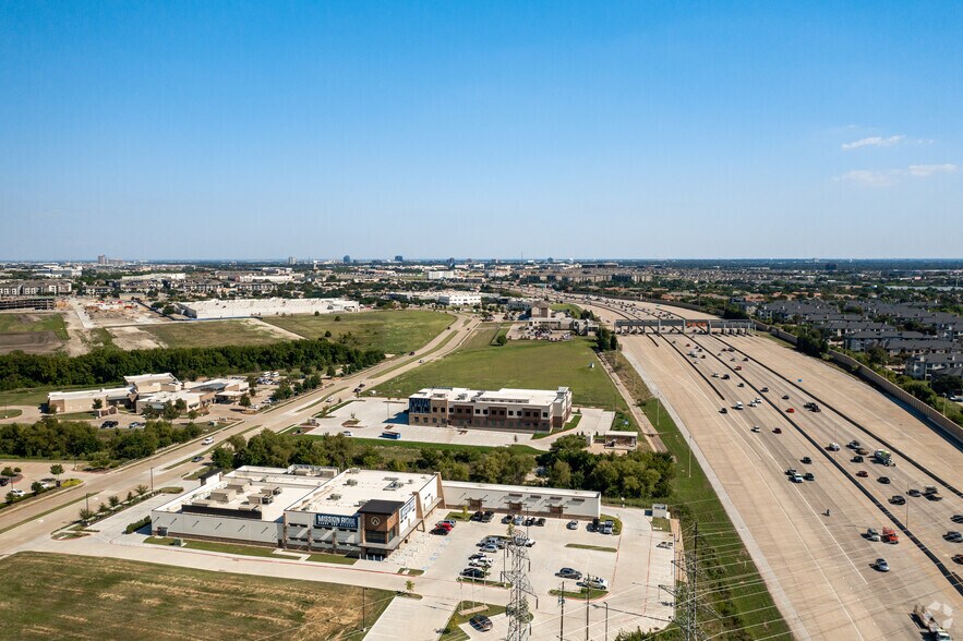 More Photos Of 4324 Mapleshade Ln, Plano Office For Lease