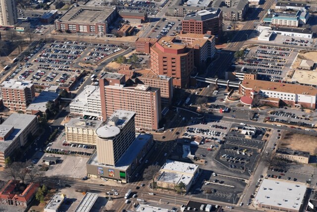 More Photos Of 1331 Union Ave, Memphis Medical For Lease