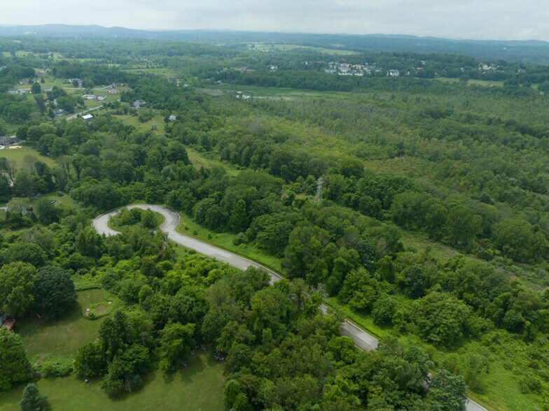 More Photos Of 2 Exeter Lane, Hamburg Land For Sale
