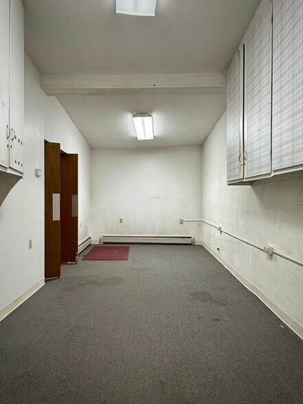 More Photos Of 11 Clinton Ave, Cortland Apartments For Sale