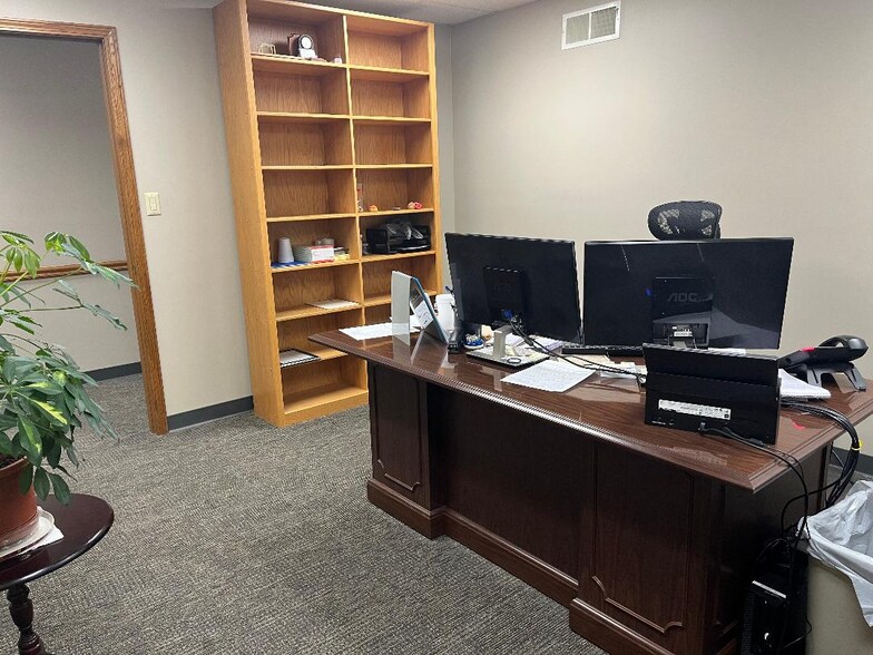 More Photos Of 823 W Spring St, Titusville Medical For Sale