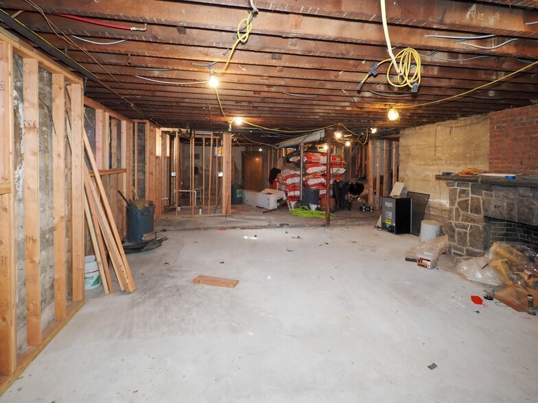 More Photos Of 78 Hart Blvd, Staten Island Rehabilitation Center For Lease