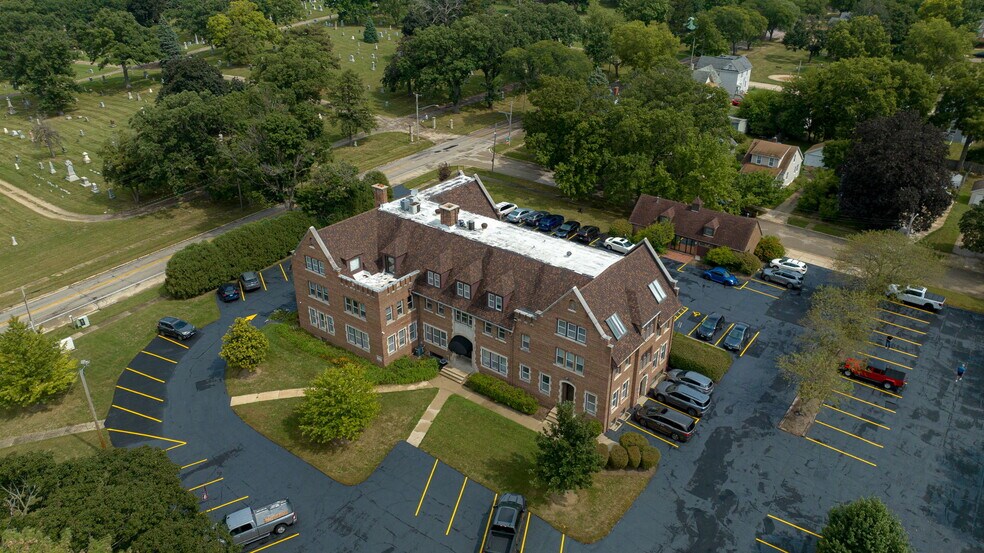 More Photos Of , Rockford Office For Sale