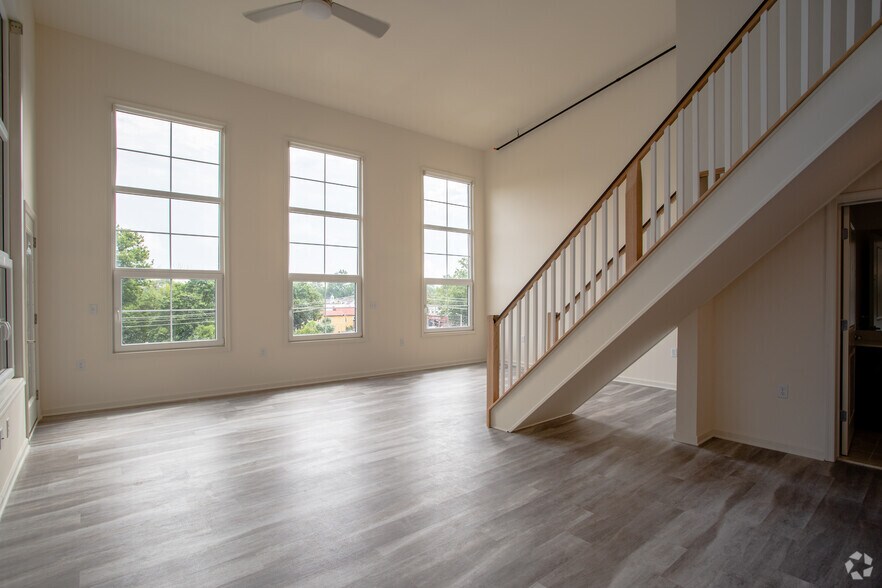More Photos Of 73 Washington St, Mount Holly Apartments For Sale
