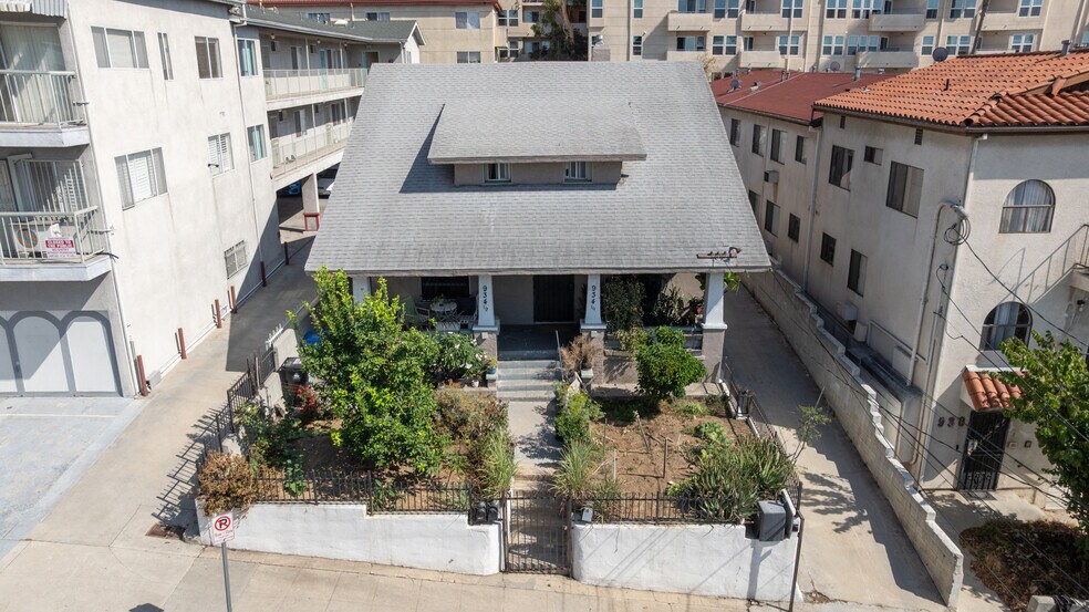 More Photos Of 934 Centennial St, Los Angeles Multifamily For Sale