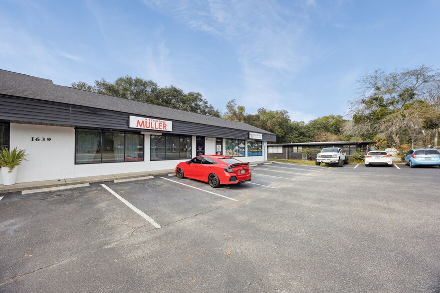 More Photos Of 1637-1643 S 8th St, Fernandina Beach Storefront For Sale