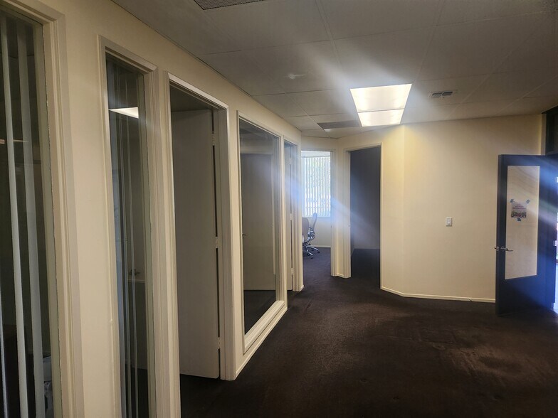 More Photos Of 4700 Teller Ave, Newport Beach Office For Lease