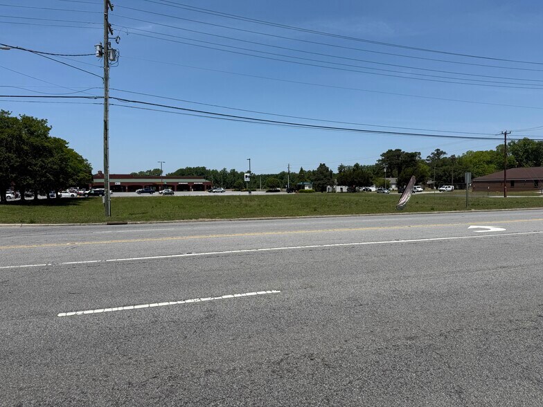More Photos Of 3301 US Highway 17 S, Chocowinity Land For Sale