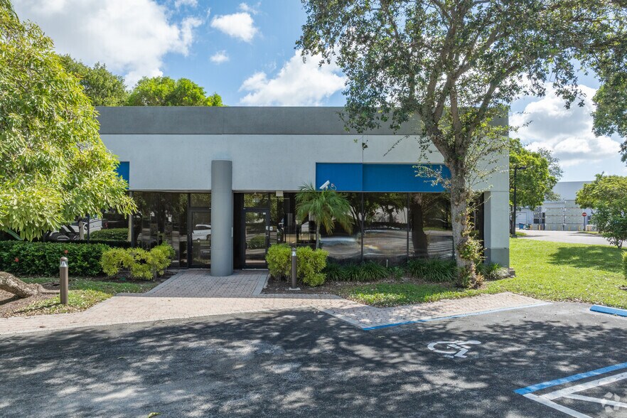 More Photos Of 2100 Park Central Blvd N, Pompano Beach Unknown For Lease