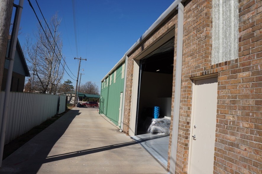 More Photos Of 8320 S Penn Ave, Oklahoma City Office For Lease