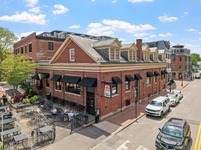 Primary Photo Of 172 Hanover St, Portsmouth Restaurant For Sale