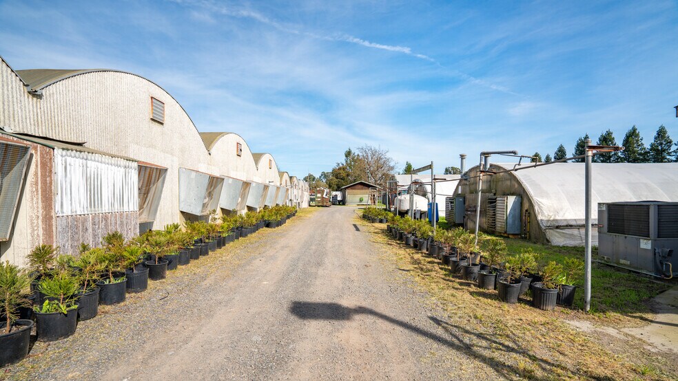 More Photos Of 4770 Occidental Rd, Santa Rosa Light Distribution For Sale