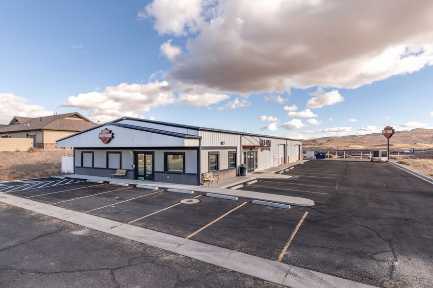 Primary Photo Of 2640 Ruby Vista Dr, Elko Showroom For Sale