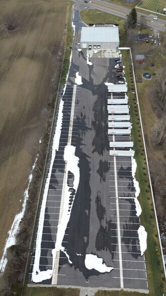 More Photos Of 6892 Salem Ave, Clayton Industrial For Lease