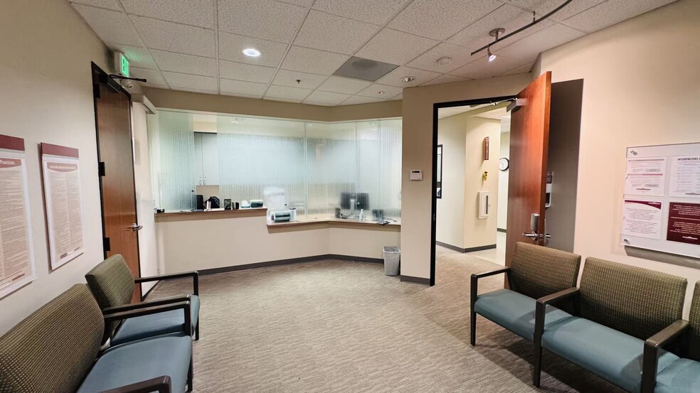 More Photos Of 13768 Roswell Ave, Chino Medical For Lease