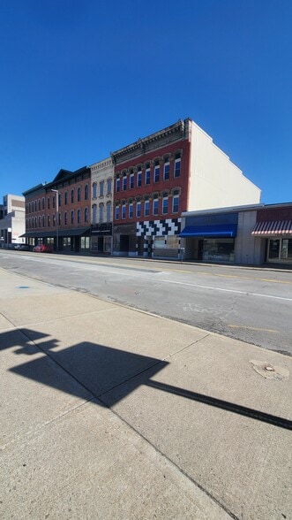 More Photos Of 112-114 Lake St, Elmira Storefront Retail Residential For Lease