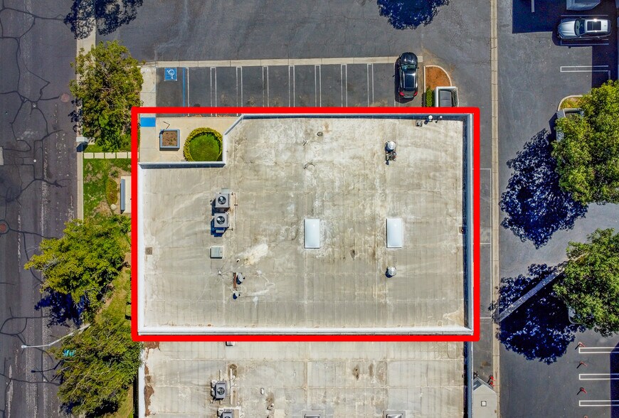 Primary Photo Of 11990 Hertz St, Moorpark Warehouse For Sale