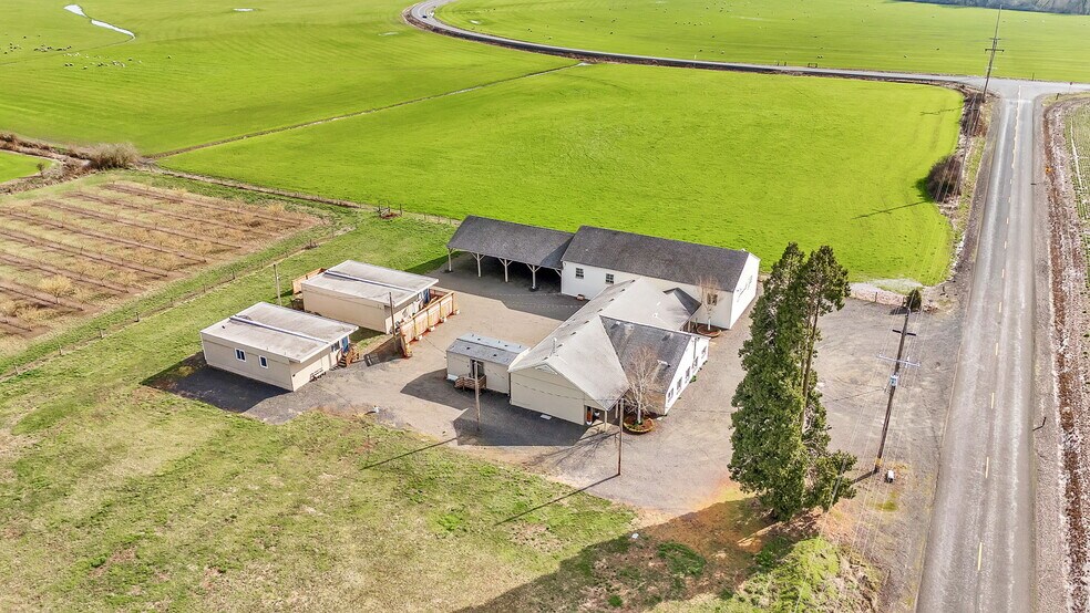 More Photos Of 31414 Harris Dr, Harrisburg Lodge Meeting Hall For Sale