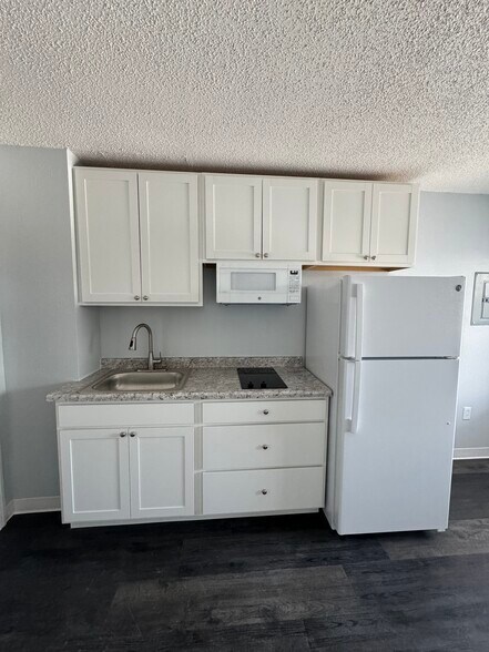 More Photos Of 304 E Pancake Blvd, Liberal Apartments For Sale