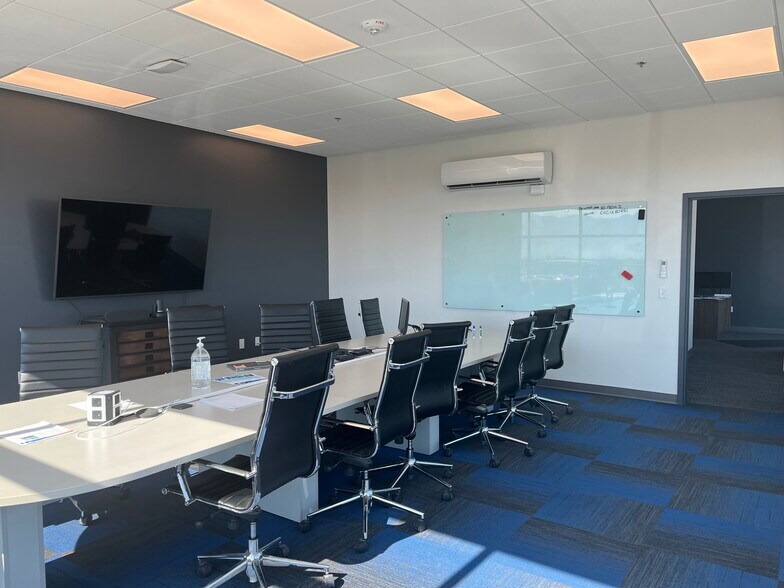 More Photos Of 6556 S Airport Rd, West Jordan Industrial For Lease