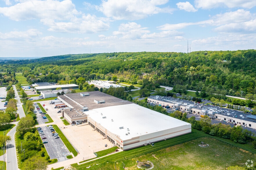 More Photos Of 8 Lee Blvd, Malvern Refrigeration Cold Storage For Lease