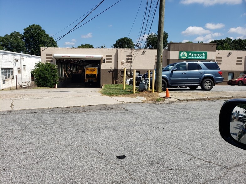 More Photos Of 745 Trabert Ave NW, Atlanta Light Distribution For Lease