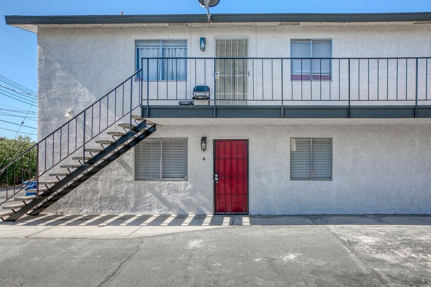 More Photos Of 317 S 9th St, Las Vegas Apartments For Sale