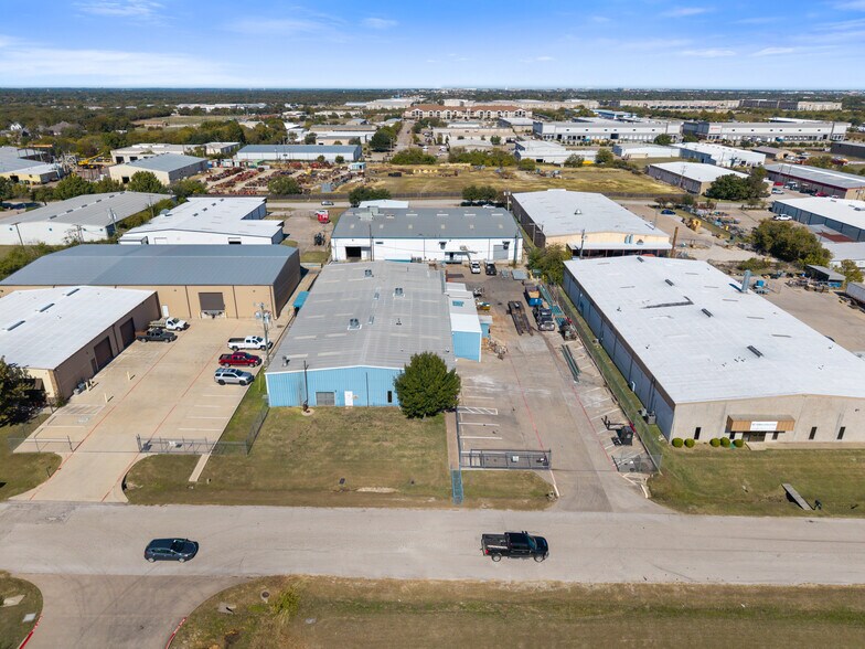 More Photos Of 1119 S Commercial Blvd, Arlington Warehouse For Lease
