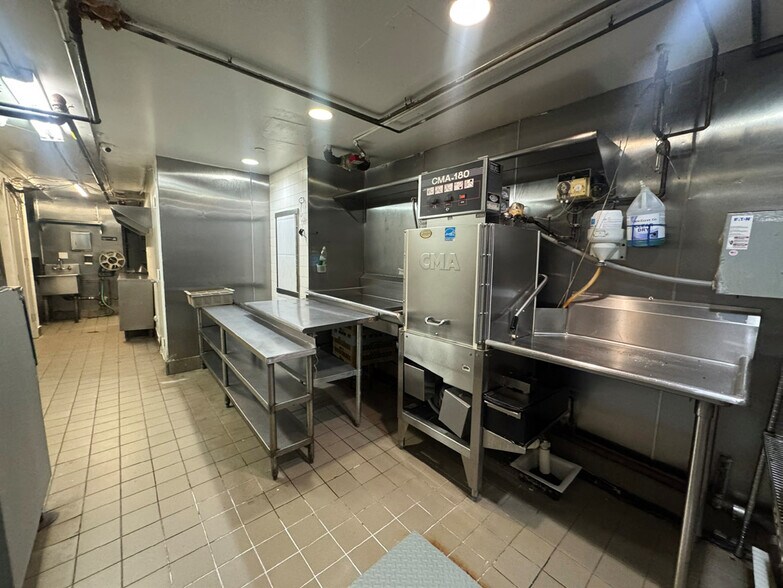 More Photos Of 239 W 105th St, New York Apartments For Lease