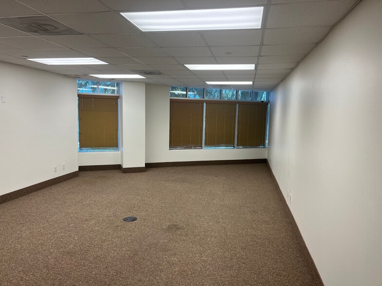 More Photos Of 1695 San Jacinto Ave, San Jacinto Medical For Lease