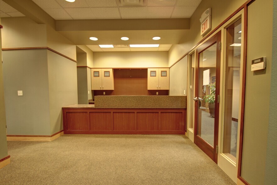 More Photos Of 2425 W Central Ave, Missoula Office For Lease