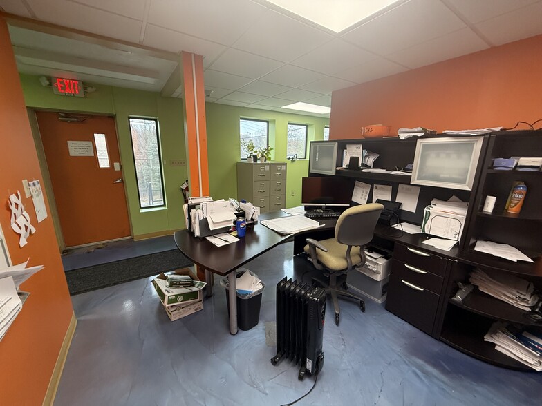 More Photos Of 3996 Mt Royal Blvd, Allison Park Medical For Sale