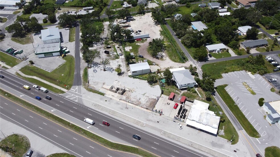 More Photos Of 4569 Tamiami Trl, Port Charlotte Freestanding For Sale