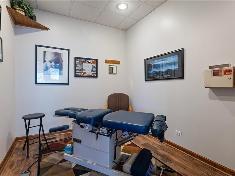 More Photos Of 111 Railroad Ave, Bartlett Office For Lease