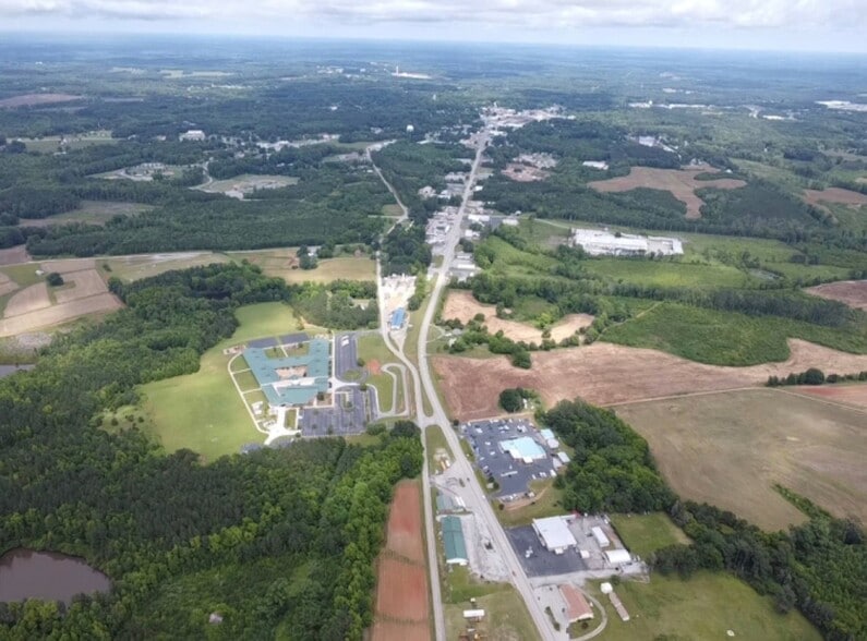 More Photos Of 1400 Montgomery, South Hill Warehouse For Lease