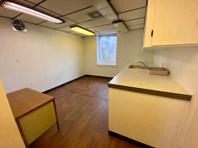 More Photos Of 121 N College St, Martinsburg Medical For Sale