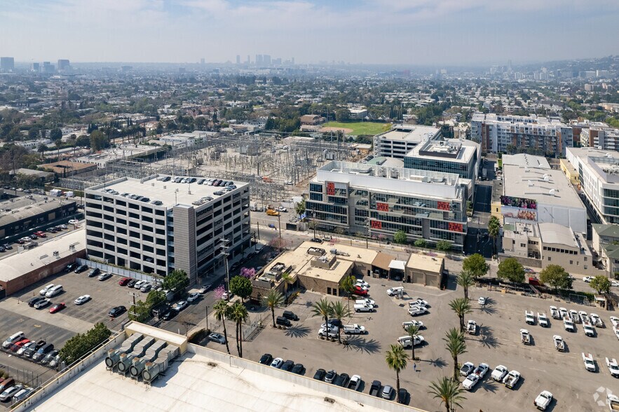 More Photos Of 1041 N Formosa Ave, West Hollywood Unknown For Lease