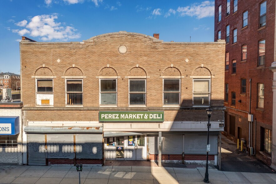 More Photos Of 567-573 Dwight St, Holyoke Storefront For Sale