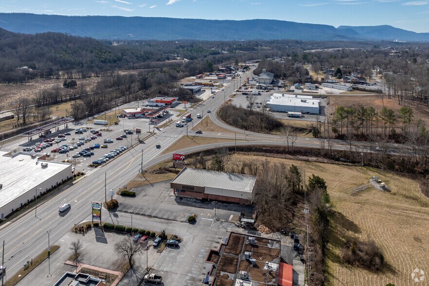 More Photos Of 856 Tennessee Ave, Etowah Drugstore For Sale