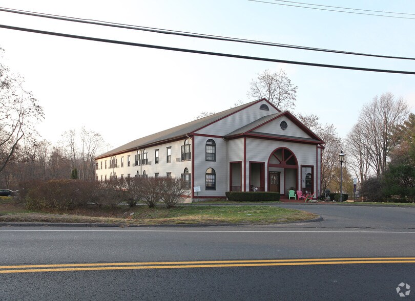 24 West Rd  