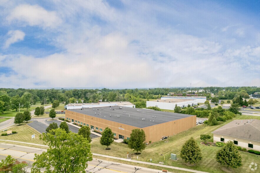 More Photos Of 2473-2485 Belvo Rd, Miamisburg Warehouse For Lease