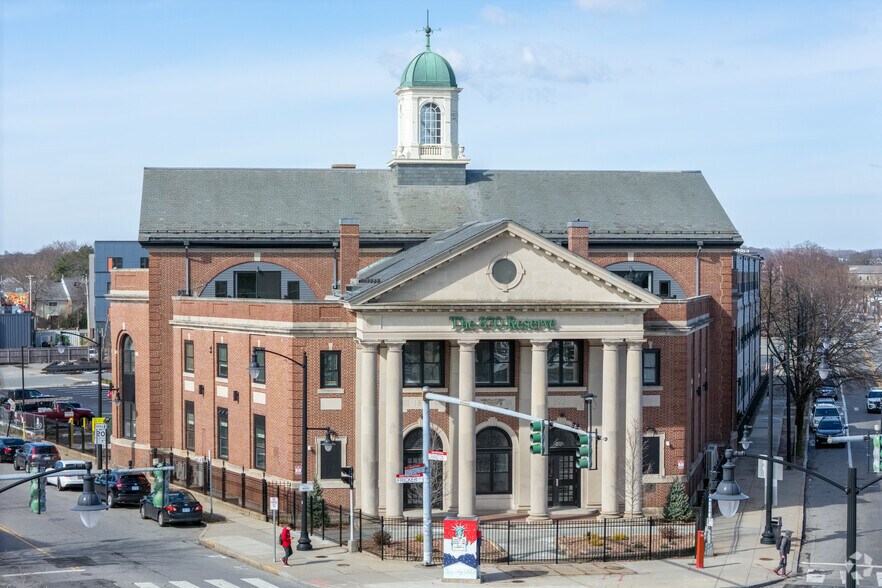 More Photos Of 870 Westminster St, Providence Apartments For Lease