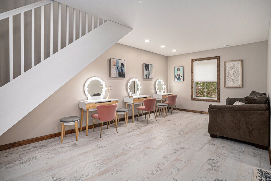 More Photos Of 15165 Main St, Buchanan Theater Concert Hall For Sale