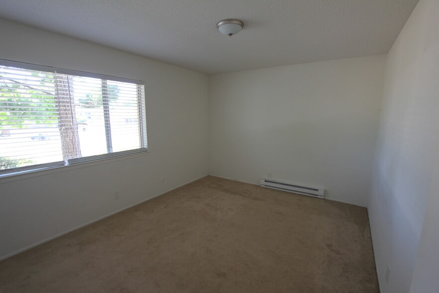 More Photos Of 1183 Saranap Ave, Walnut Creek Apartments For Sale