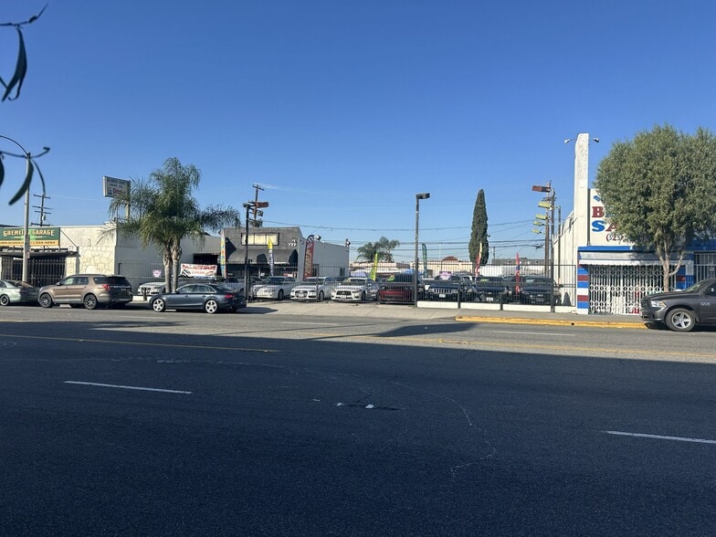 More Photos Of 719 S Atlantic Blvd, East Los Angeles Auto Dealership For Sale