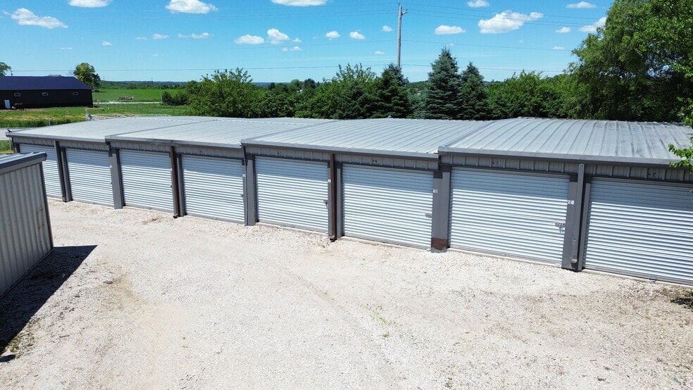 More Photos Of 7995 IA-28, Prole Specialty For Sale