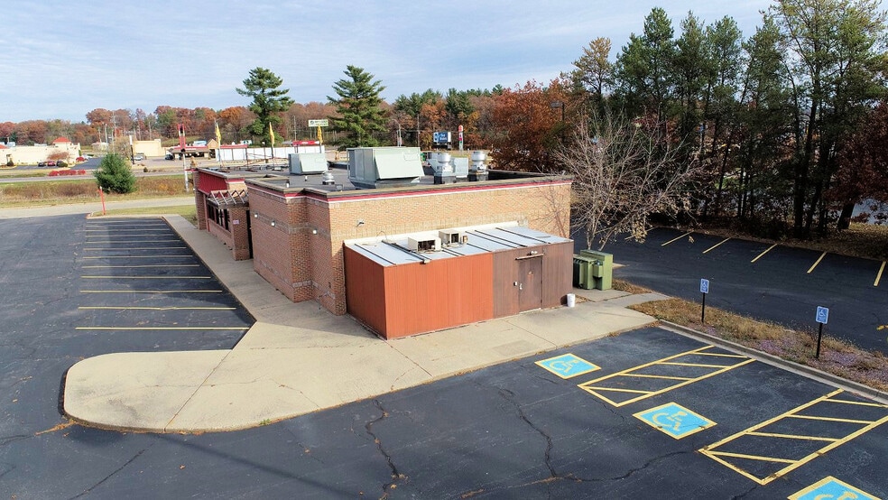 More Photos Of 630 S Frontage Rd, Wisconsin Dells Fast Food For Sale